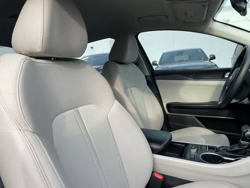 Used 2021 Kia K5 LXS image 14