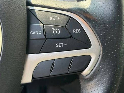 Used 2016 Dodge Charger R/T RWD image 19