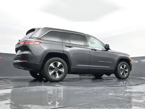 Used 2022 Jeep Grand Cherokee Limited 4xe AWD/4WD image 28