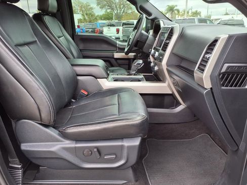 Used 2020 Ford F150 Lariat w/ Equipment Group 502A Luxury AWD/4WD image 13