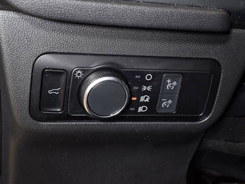 Used 2022 Ford Escape SE w/ SE Sport Appearance Package AWD/4WD image 18