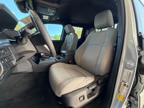 Used 2024 Toyota Tacoma SR5 w/ SR5 Upgrade Package image 5