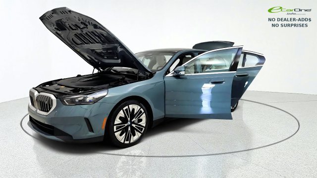 Used 2026 BMW i5 eDrive40 AWD/4WD image 13