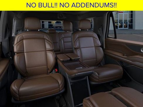 New 2026 Lincoln Navigator Reserve image 12