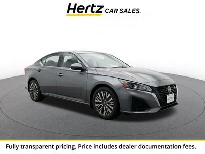 Used 2025 Nissan Altima 2.5 SV