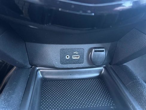 Used 2018 Nissan Rogue SV image 22