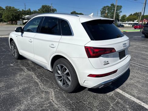 Used 2023 Audi Q5 2.0T Premium w/ Convenience Package AWD/4WD image 12