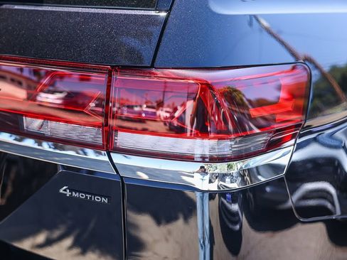 New 2026 Volkswagen Atlas SE image 13