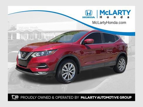 Used 2021 Nissan Rogue Sport SV FWD image 1