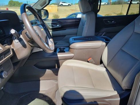 Used 2022 Chevrolet Tahoe LT RWD image 19