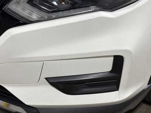 Used 2017 Nissan Rogue SV FWD image 42
