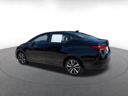 Used 2025 Nissan Versa SV FWD image 10