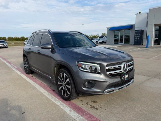 Used 2022 Mercedes-Benz GLB 250 image 1