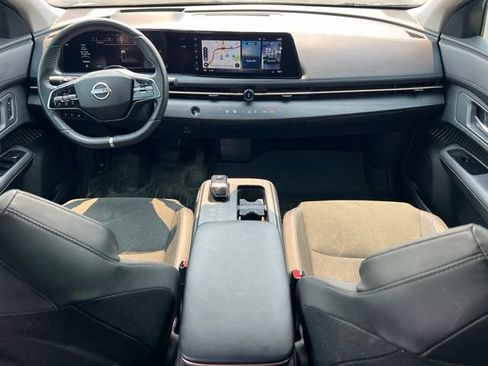 Used 2023 Nissan Ariya FWD image 13