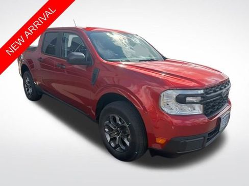 Used 2024 Ford Maverick XL image 1