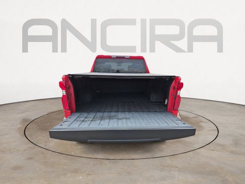 Used 2023 Chevrolet Silverado 1500 LT Trail Boss w/ LPO, Dark Essentials Package AWD/4WD image 12