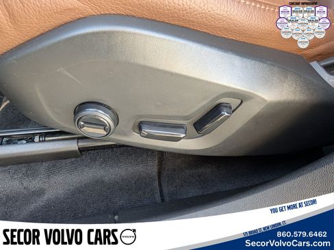 Certified 2023 Volvo XC60 B5 Plus w/ Climate Package image 10