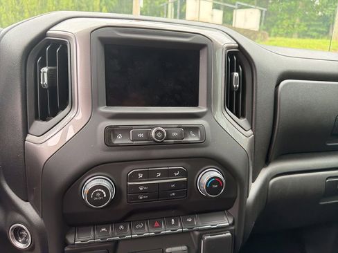 Used 2024 Chevrolet Silverado 1500 Custom RWD image 6