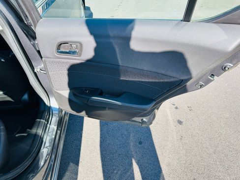 Used 2013 Acura ILX AT image 28