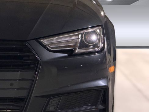 Used 2019 Audi A4 2.0T Premium image 11