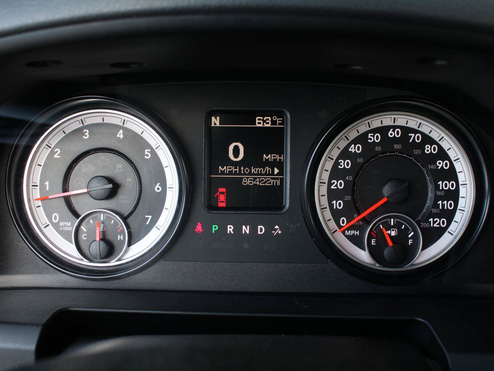 Used 2015 RAM 2500 Tradesman w/ Chrome Appearance Group AWD/4WD image 11