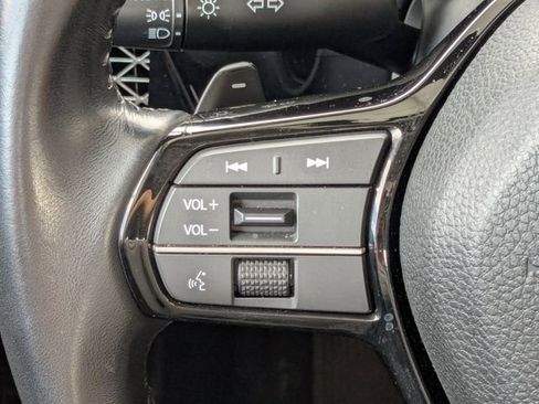 Used 2023 Honda Accord Touring image 33