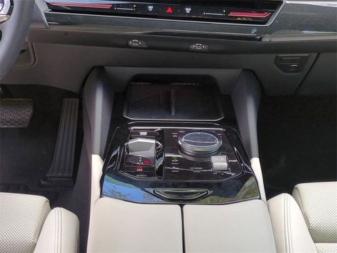 New 2025 BMW 530i image 17