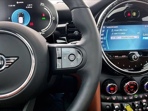 Used 2024 MINI Cooper SE w/ Signature Upholstery Package FWD image 27