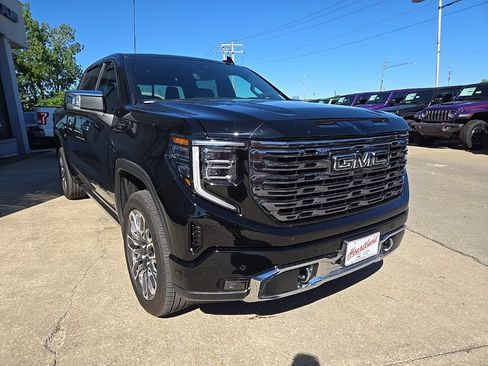 Used 2026 GMC Sierra 1500 Denali Ultimate AWD/4WD image 16
