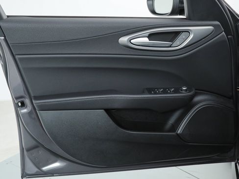 New 2025 Alfa Romeo Giulia w/ Driving Assist Package RWD image 14