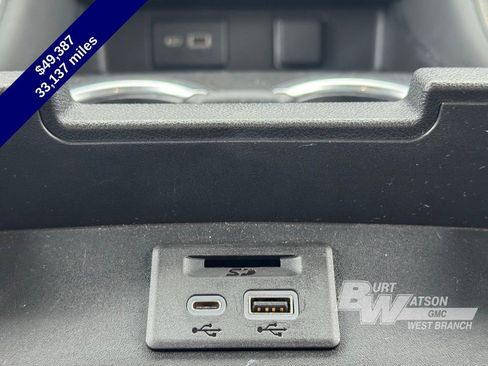 Used 2021 GMC Yukon SLT w/ SLT Luxury Plus Package image 29