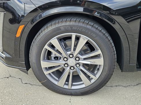 New 2025 Cadillac XT6 Premium Luxury w/ Technology Package image 37