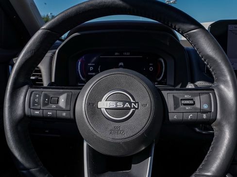 Used 2023 Nissan Rogue Platinum w/ Platinum Premium Package image 26