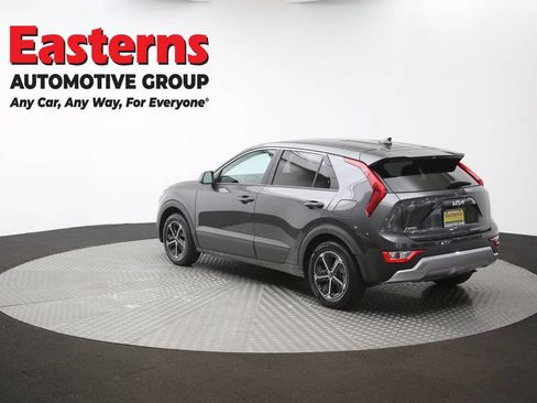 Used 2025 Kia Niro LX FWD image 61