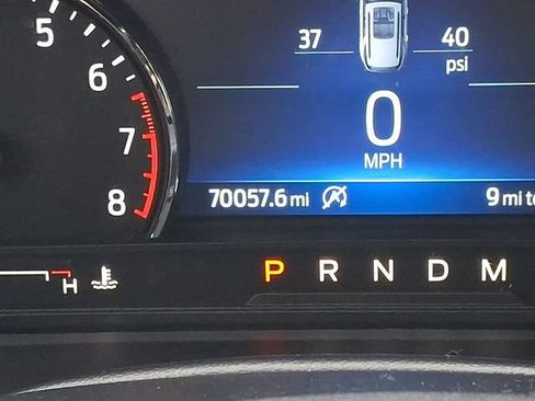 Used 2020 Ford Explorer XLT w/ Equipment Group 202A AWD/4WD image 20
