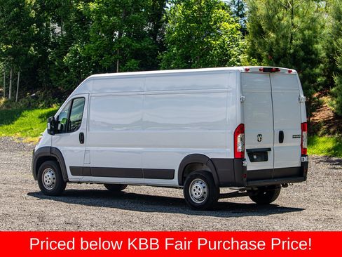 Used 2023 RAM ProMaster 2500 FWD image 5