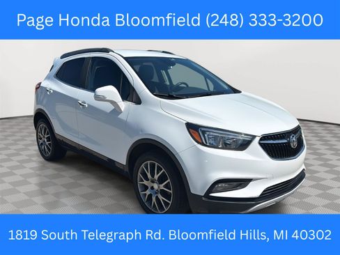 Used 2018 Buick Encore Sport Touring FWD image 1