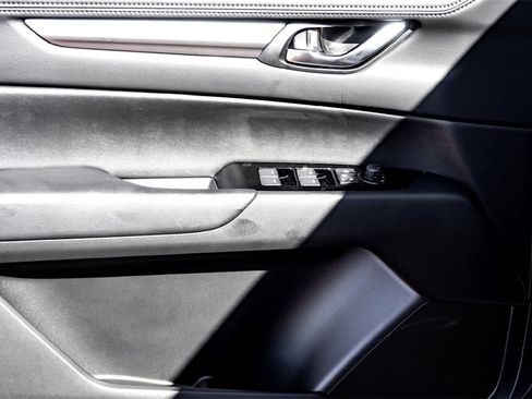 New 2025 MAZDA CX-5 AWD 2.5 S w/ Preferred Package image 7