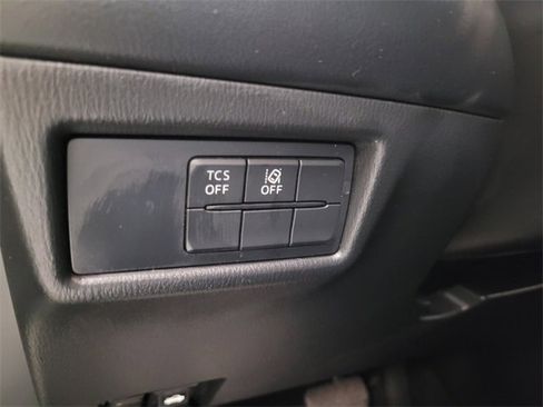 Used 2018 MAZDA CX-5 Touring image 29