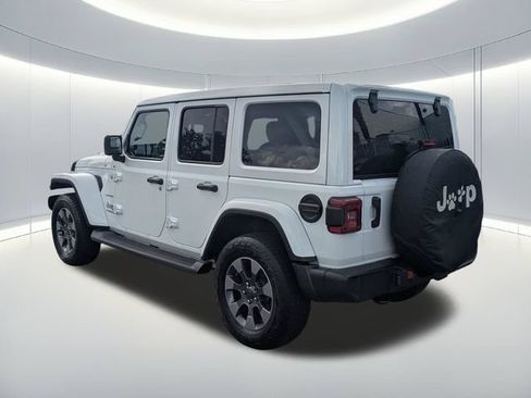 Used 2020 Jeep Wrangler Unlimited Sahara AWD/4WD image 4