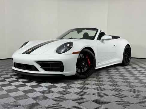 Certified 2022 Porsche 911 Carrera GTS image 1