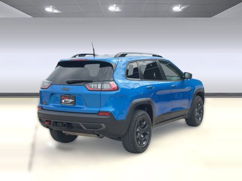 Used 2022 Jeep Cherokee Trailhawk w/ Trailer Tow Group image 9