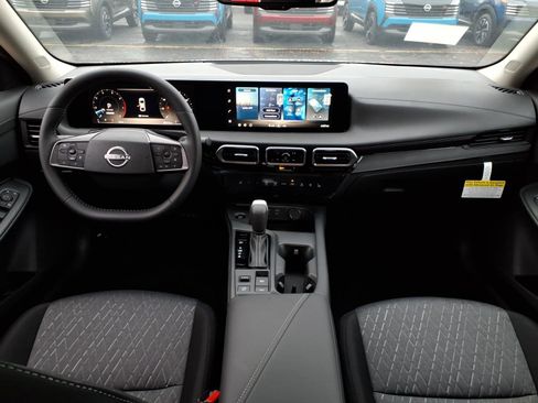 New 2026 Nissan Sentra SV w/ SV Convenience Package FWD image 5