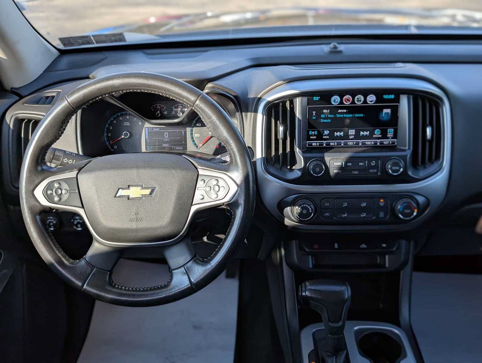 Certified 2017 Chevrolet Colorado LT w/ LT Convenience Package AWD/4WD image 5