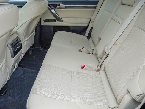 Used 2023 Lexus GX 460 Premium image 29