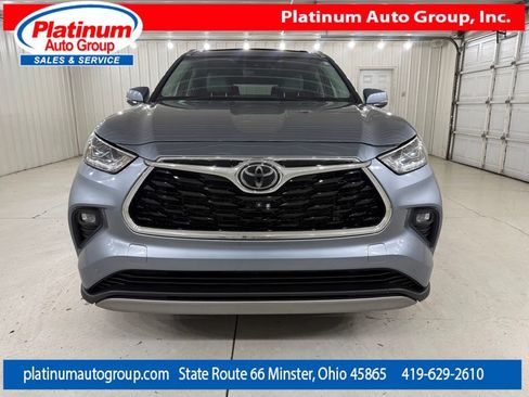 Used 2023 Toyota Highlander Platinum AWD/4WD image 8