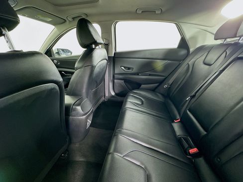 Used 2024 Hyundai Elantra Limited FWD image 23