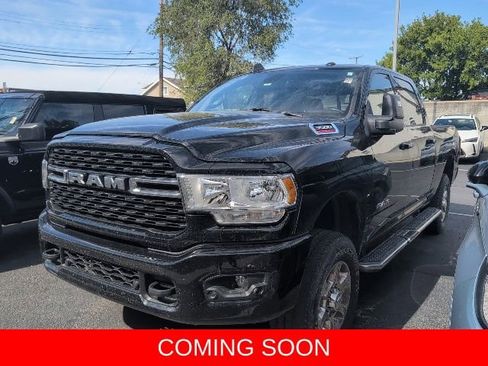 Used 2023 RAM 3500 Big Horn w/ Level B Equipment Group AWD/4WD image 3