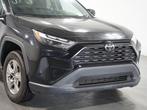 Used 2023 Toyota RAV4 XLE FWD image 4