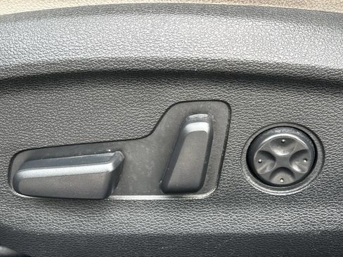 Used 2019 Hyundai Sonata Limited image 26